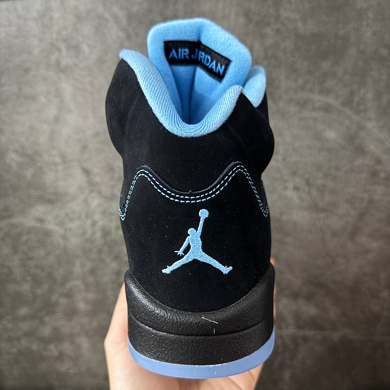 Air Jordan 5 Retro - University Blue/Black