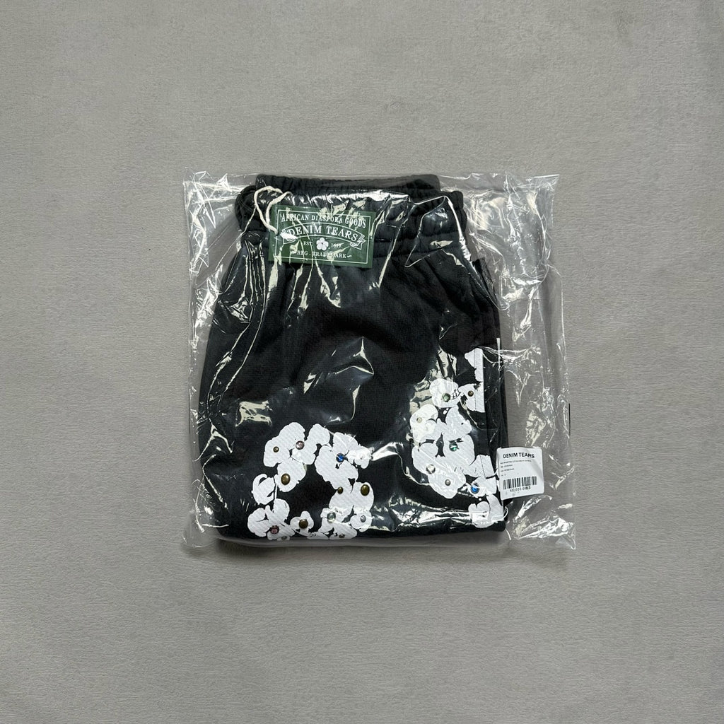 Rhinestone Cotton Wreath Shorts