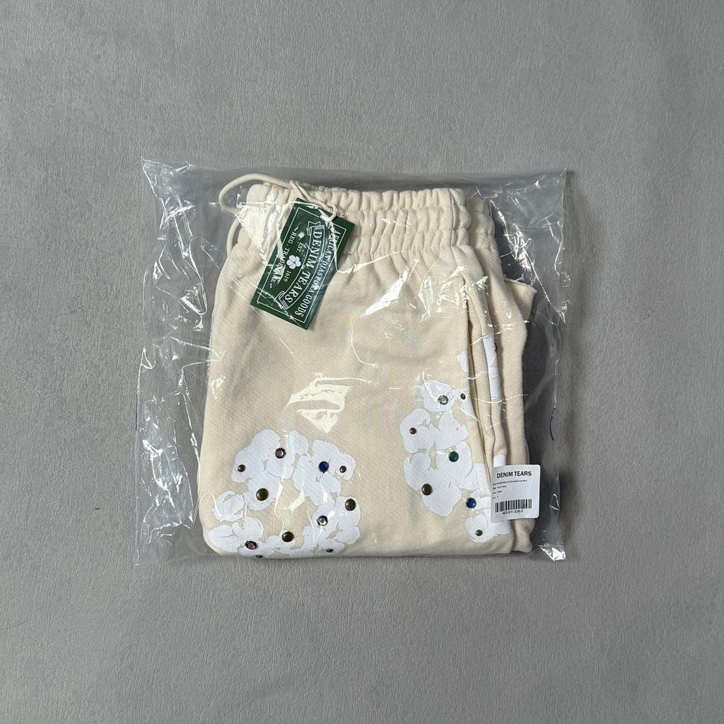Rhinestone Cotton Wreath Shorts