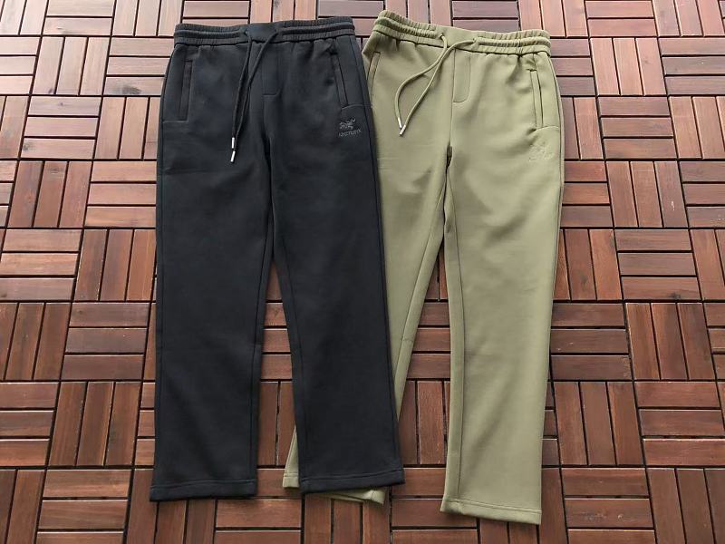 Arc'teryx Logo Sweatpants