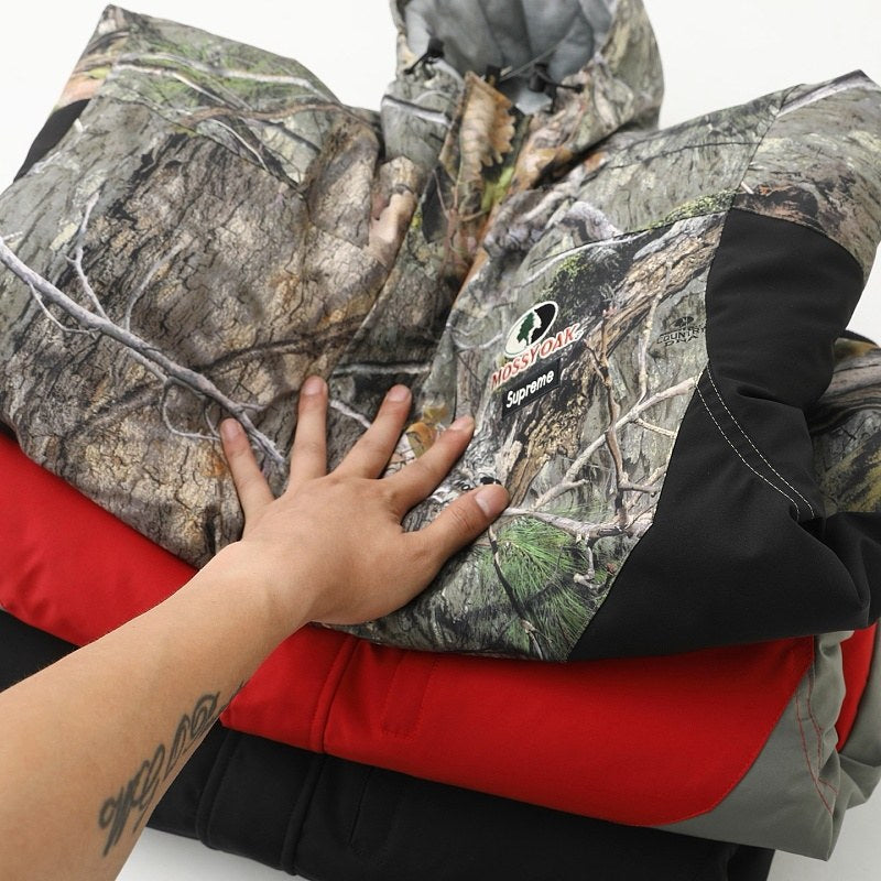 Supreme Mossy Oak Gore-Tex Hooded Jacket