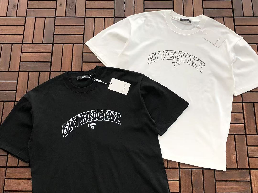 Black White Arc Logo Givenchy T-Shirt