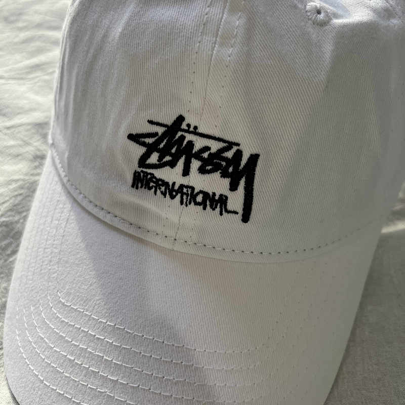 Premium Hat - Black/White