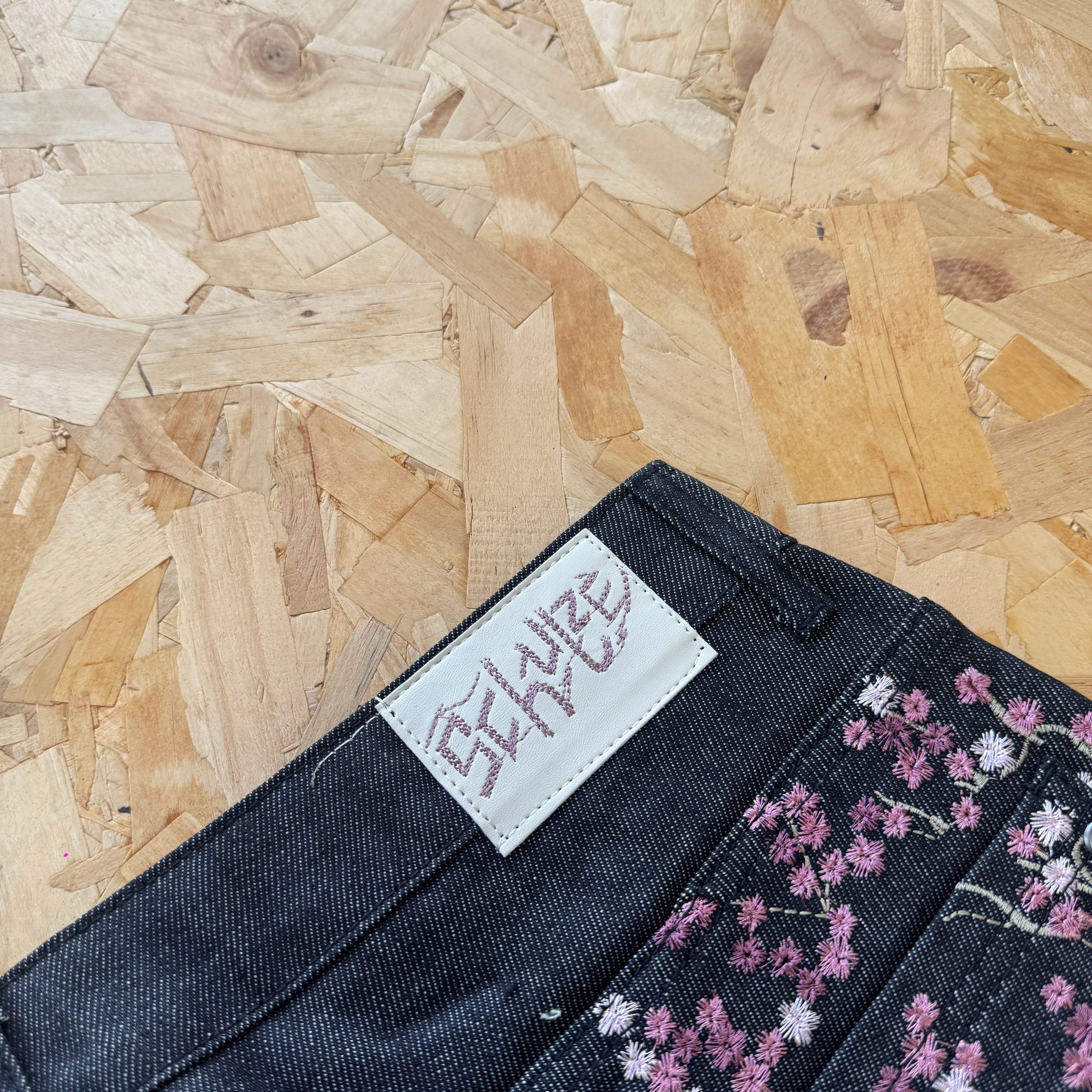 Derschutze Blossom Selvedge Shorts - Dark Denim