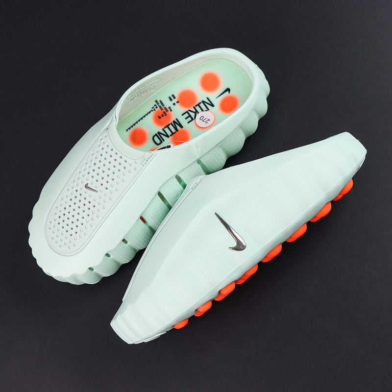 Nike Air Moc AT Ease - Barely Green