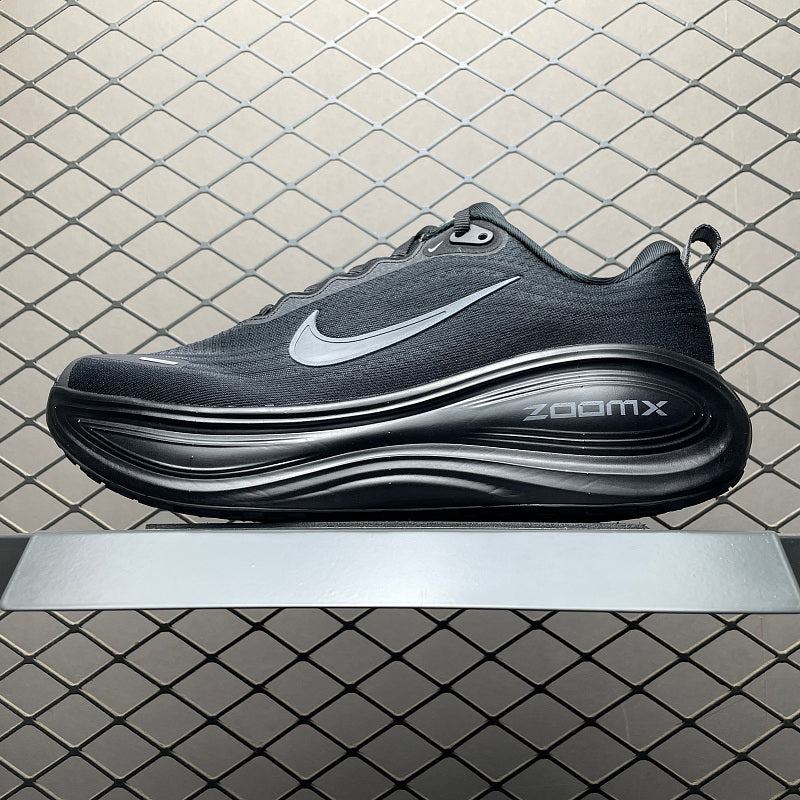 Nike ZoomX Morpho - Black/Dark Grey