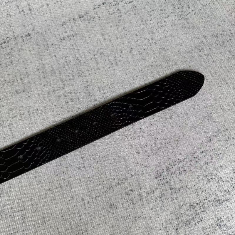 Unknown Brand Snakeskin-Embossed Belt - Black