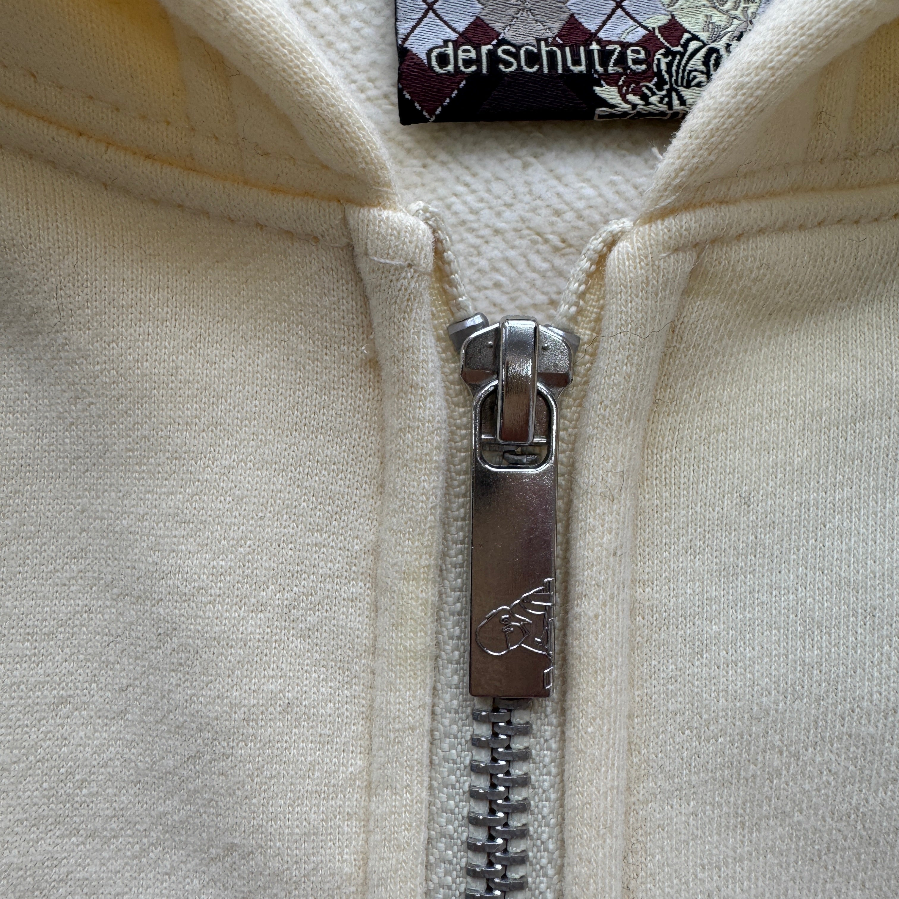 Derschutze Garden of Eden Zip Up - Cream