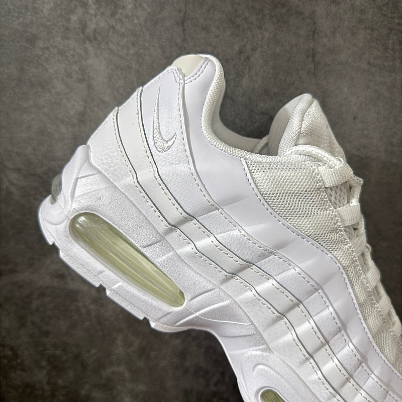 Nike Air Max 95 - Triple White