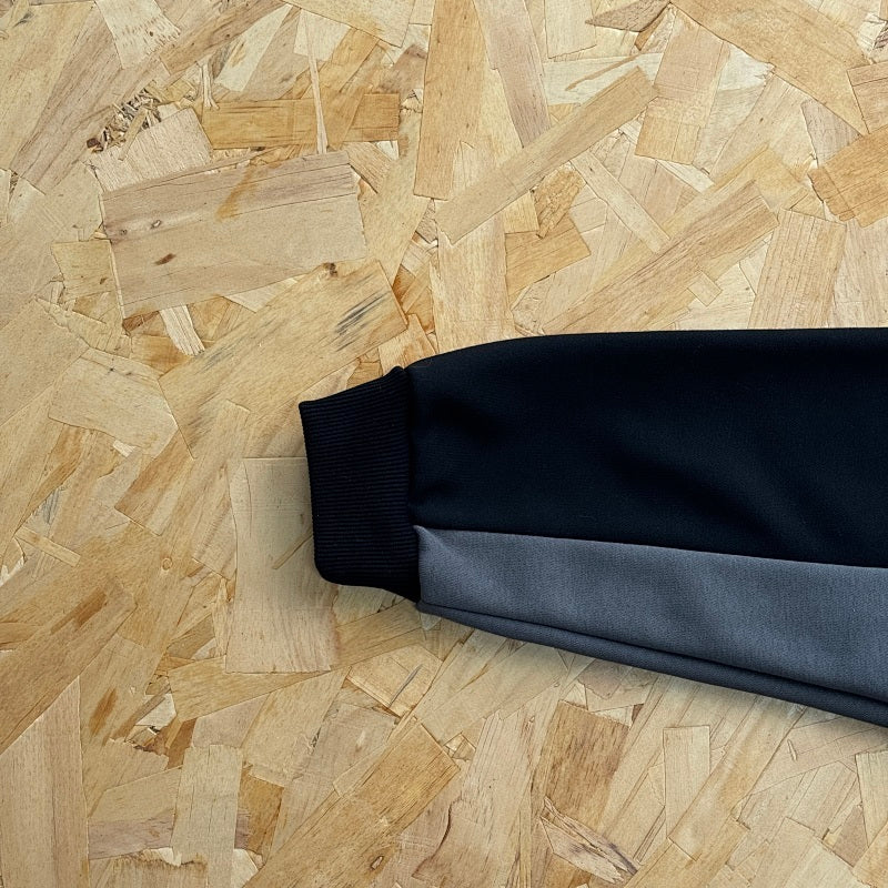 Mertra BIGSTEP HOOD - Black/Grey