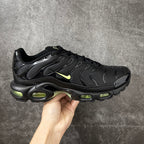 Nike Air Max Plus TN - Black/Volt