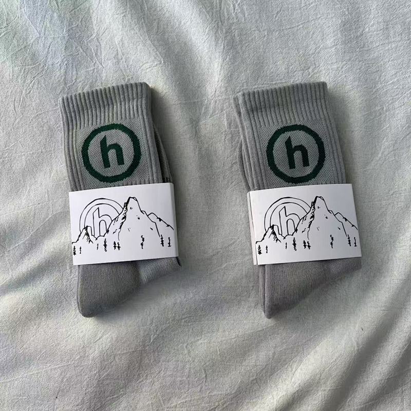 Hidden NY "H" Logo Crew Socks with Mountain Graphic Band