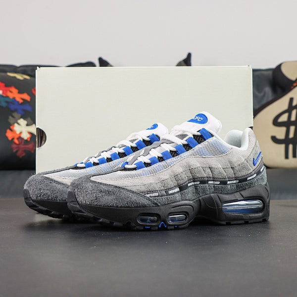 Nike Air Max 95 x Undefeated - Crystal Blue