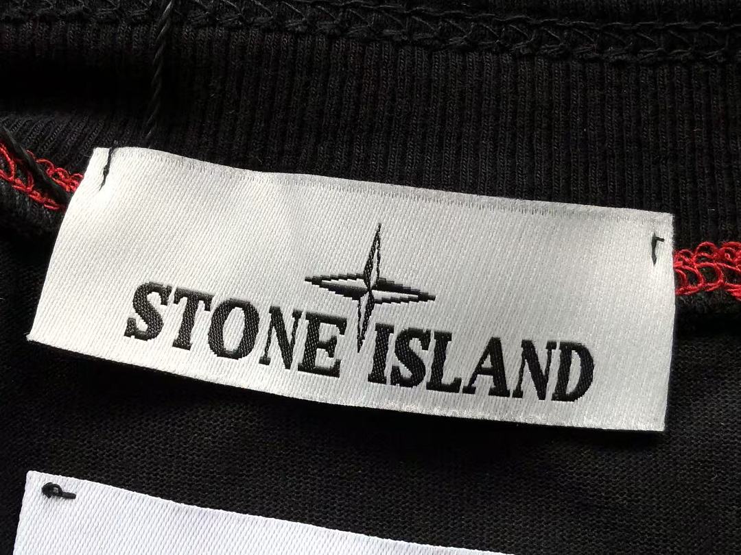 Black Red Compass Graphic Stone Island T-Shirt