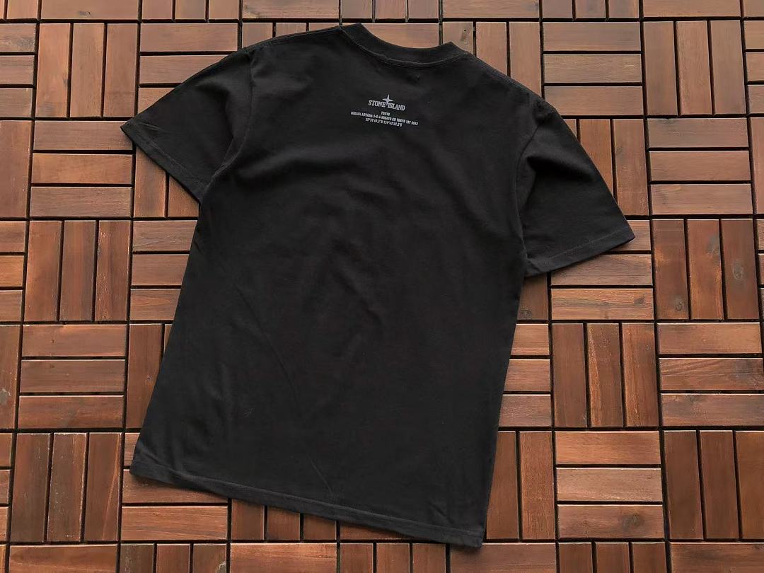 Black Stone Island Graphic T-Shirt
