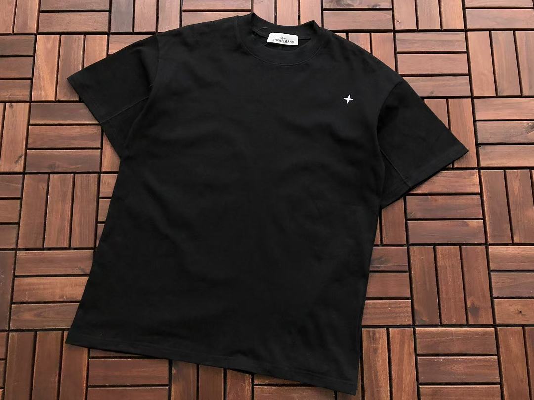 Black Stone Island Graphic T-Shirt
