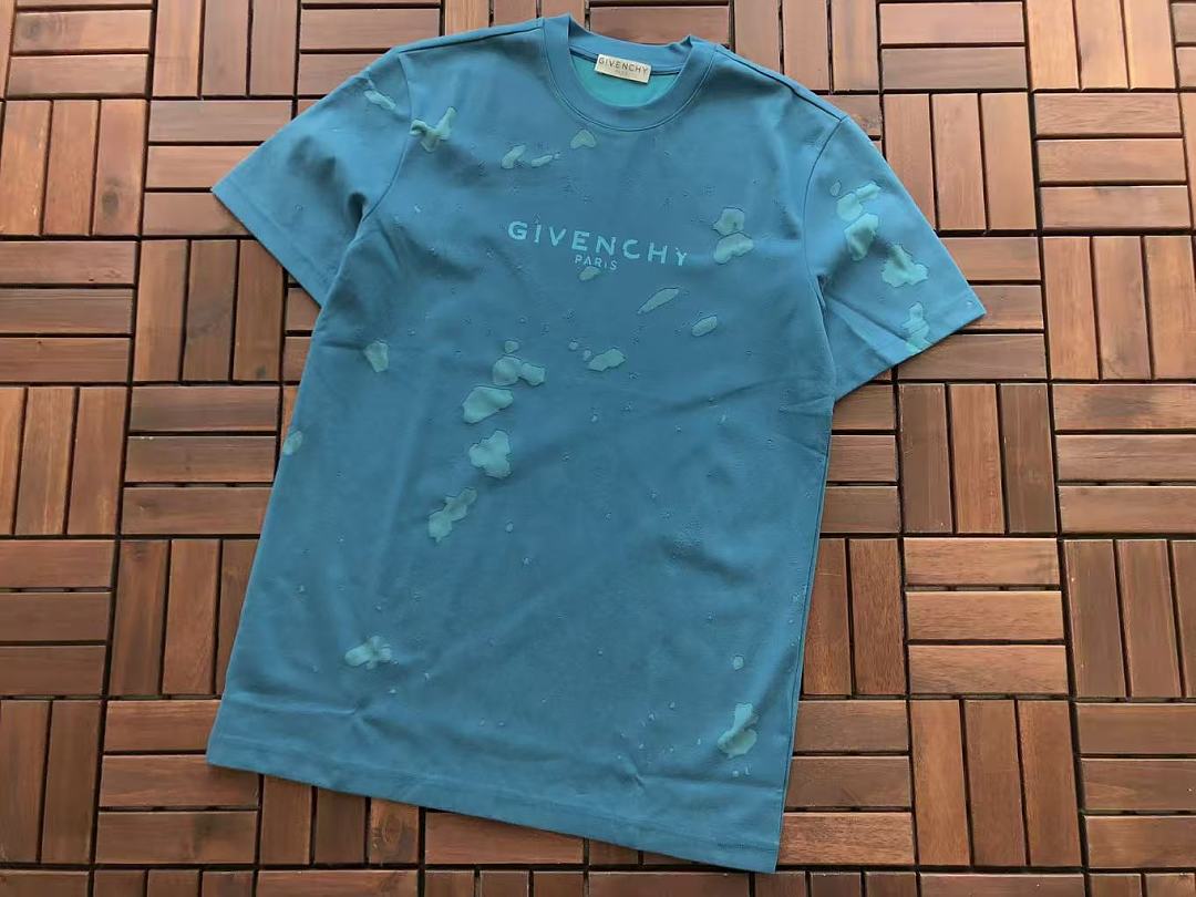 Multicolor Small Logo Givenchy T-Shirt