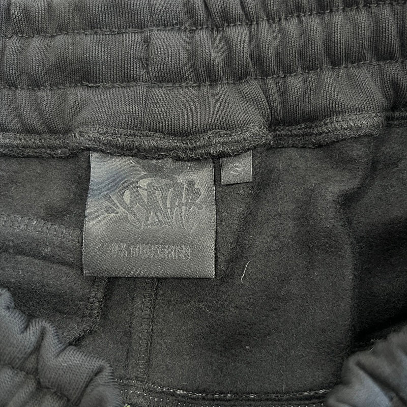 Syna-World Shorts - Black-Grey