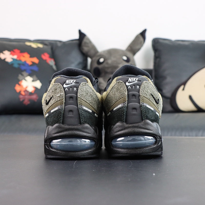 Undefeated x Nike Air Max 95 - Black/Militia Green