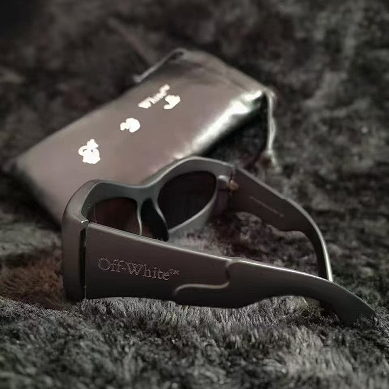 Premium Accessories - Black/Brown