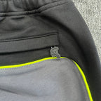 Syna-World Shorts - Black-Grey