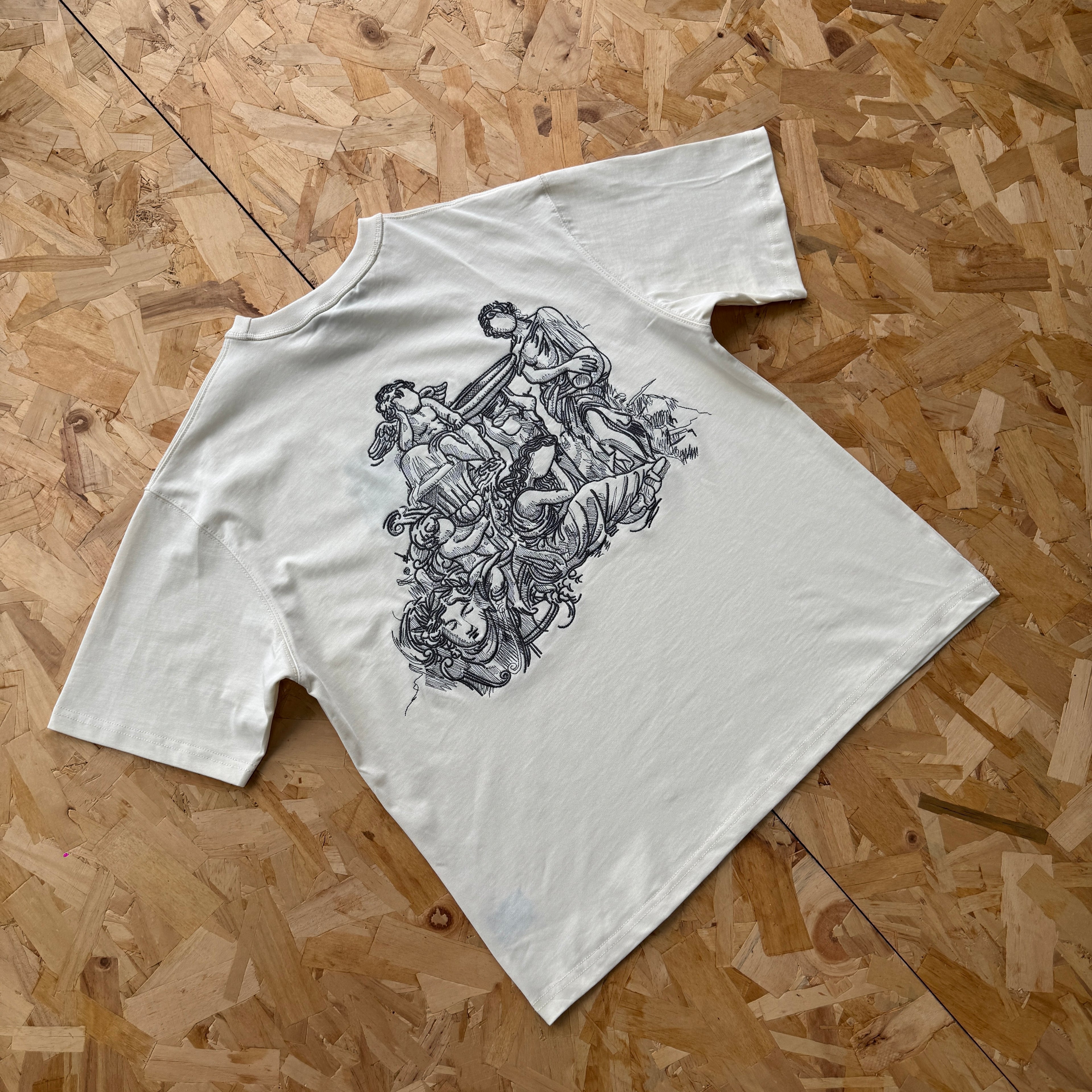 Derschutze Gallery T-Shirt - Cream