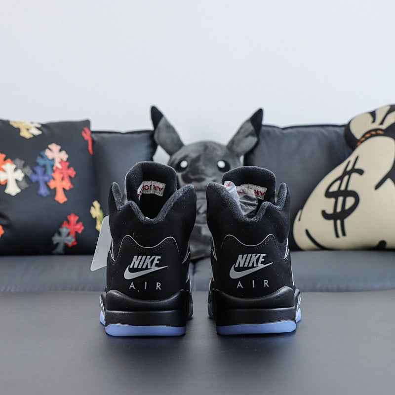 Air Jordan 5 Retro Black Metallic Silver