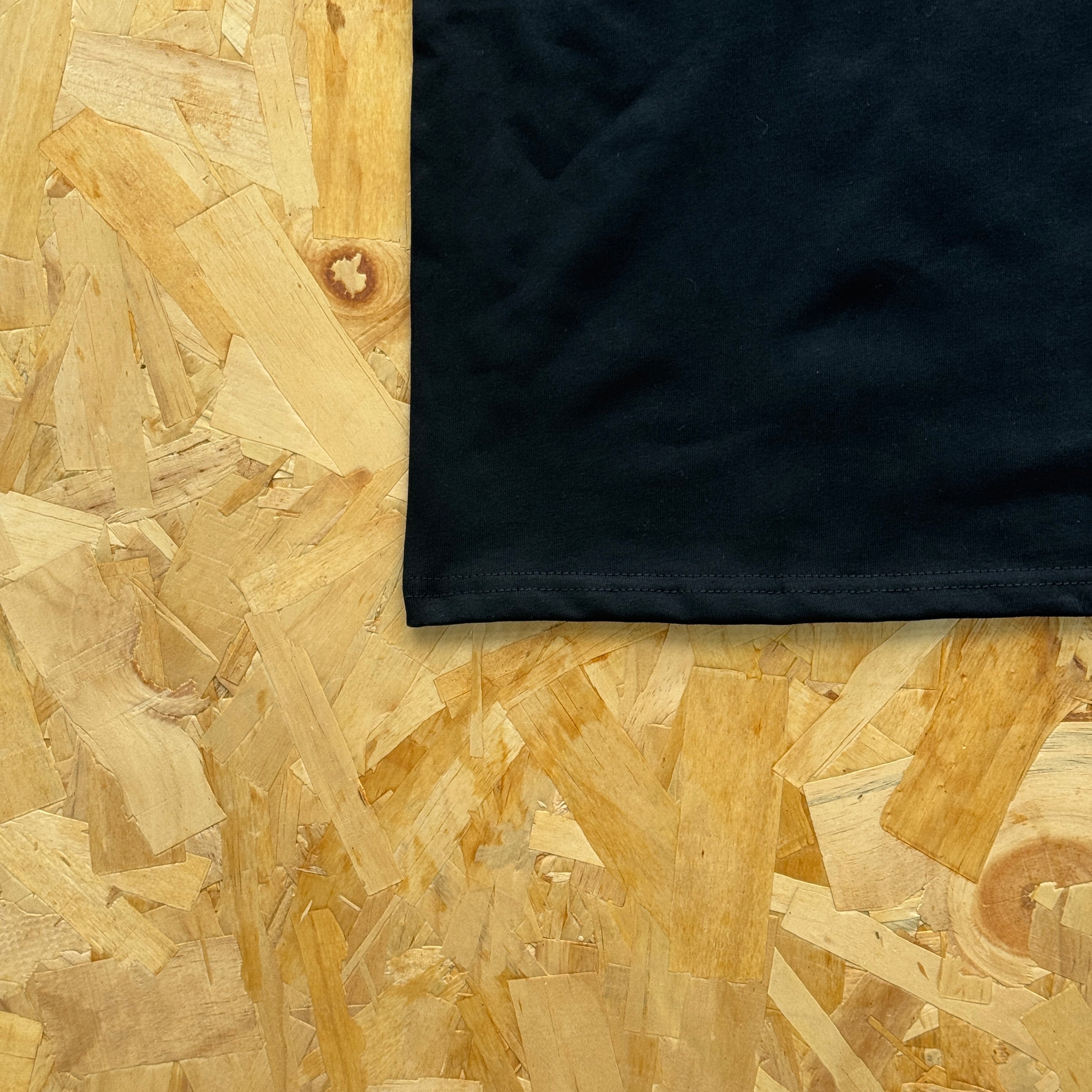 Derschutze Gallery T-Shirt - Black