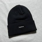 Supreme x New Era Beanies - White/Black