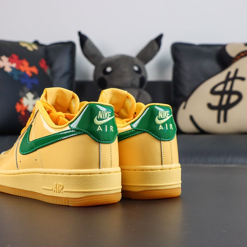 Nike Air Force 1 Low - Yellow Ochre/Gorge Green