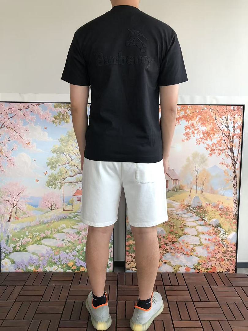 Black White Small Logo Burberry T-Shirt