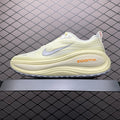 Nike ZoomX Streakfly - Cream/Yellow