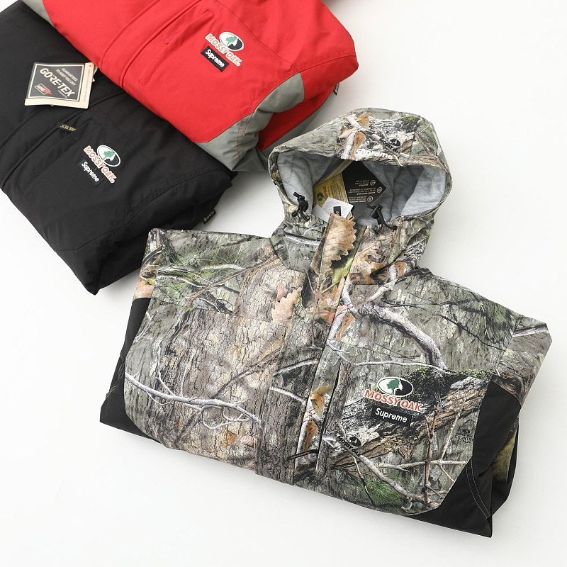 Supreme Mossy Oak Gore-Tex Hooded Jacket