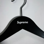 Supreme Hangers - Black/White