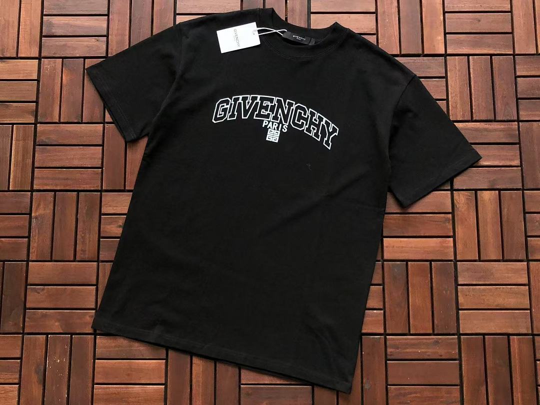 Curved Logo Givenchy T-Shirt