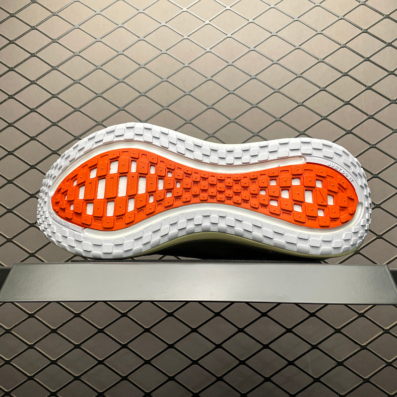 Nike ZoomX Streakfly - Cream/Yellow