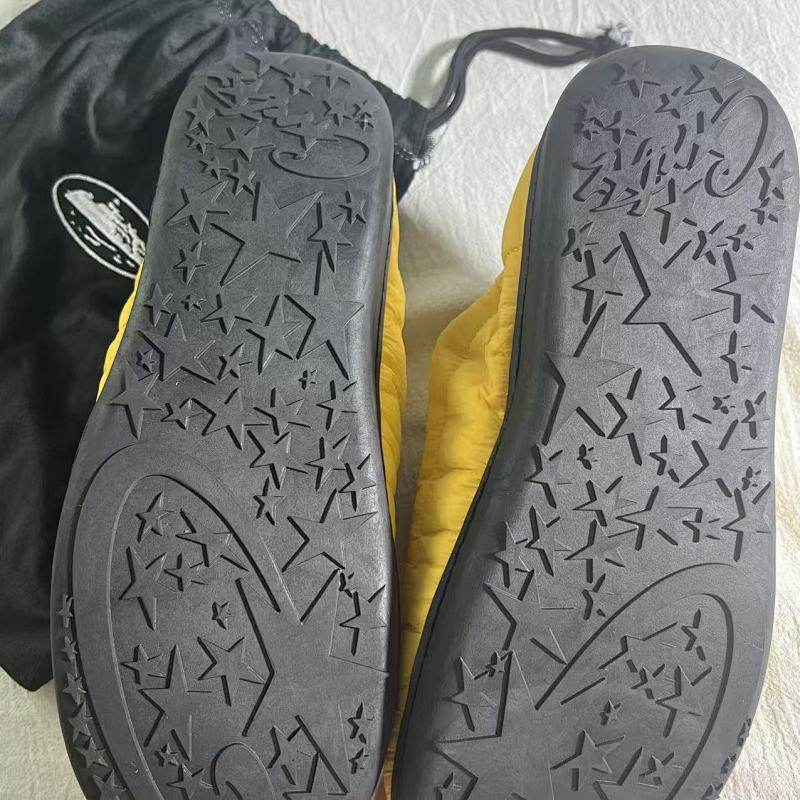 Quilted Puffer Slip-On Slippers with Storage Bag