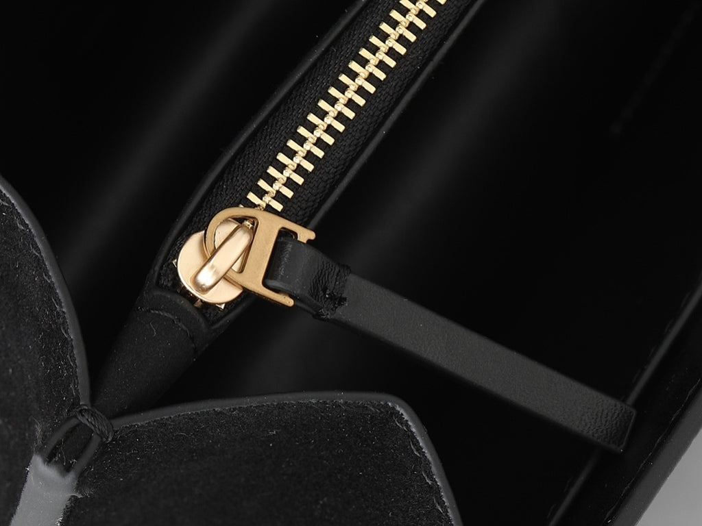 TORY BURCH Crossbody Bag - Black