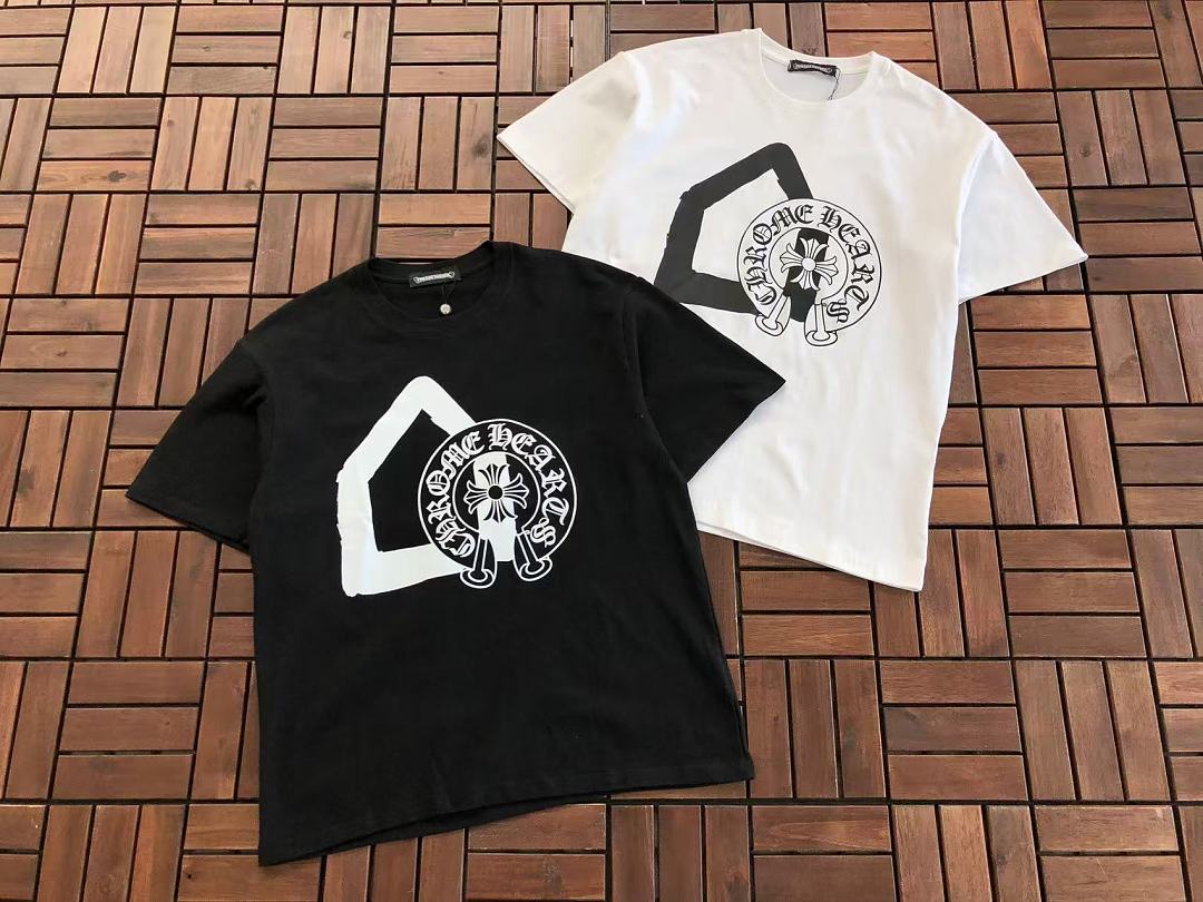 Black White Round Graphic T-Shirt
