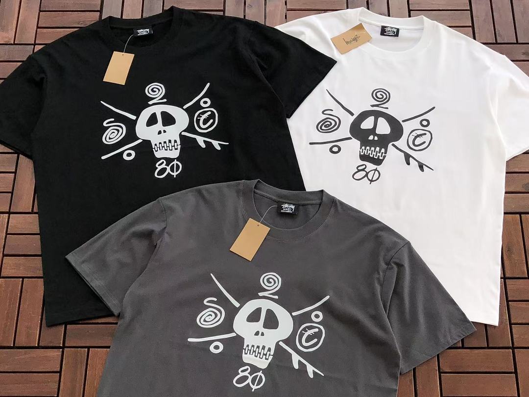 Grey Skull Graphic Stussy T-Shirt