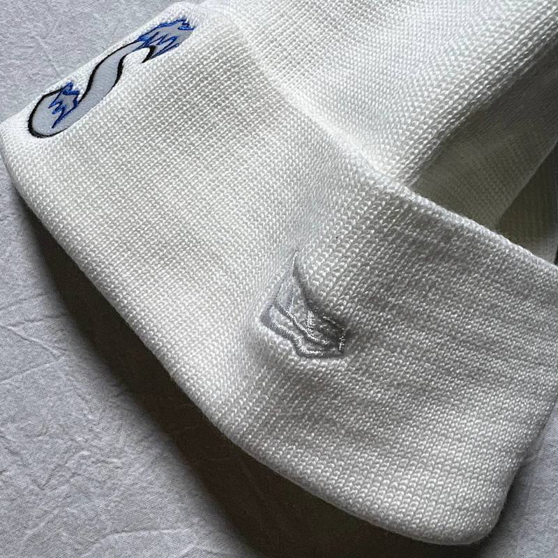 Supreme x New Era Beanies - White/Black