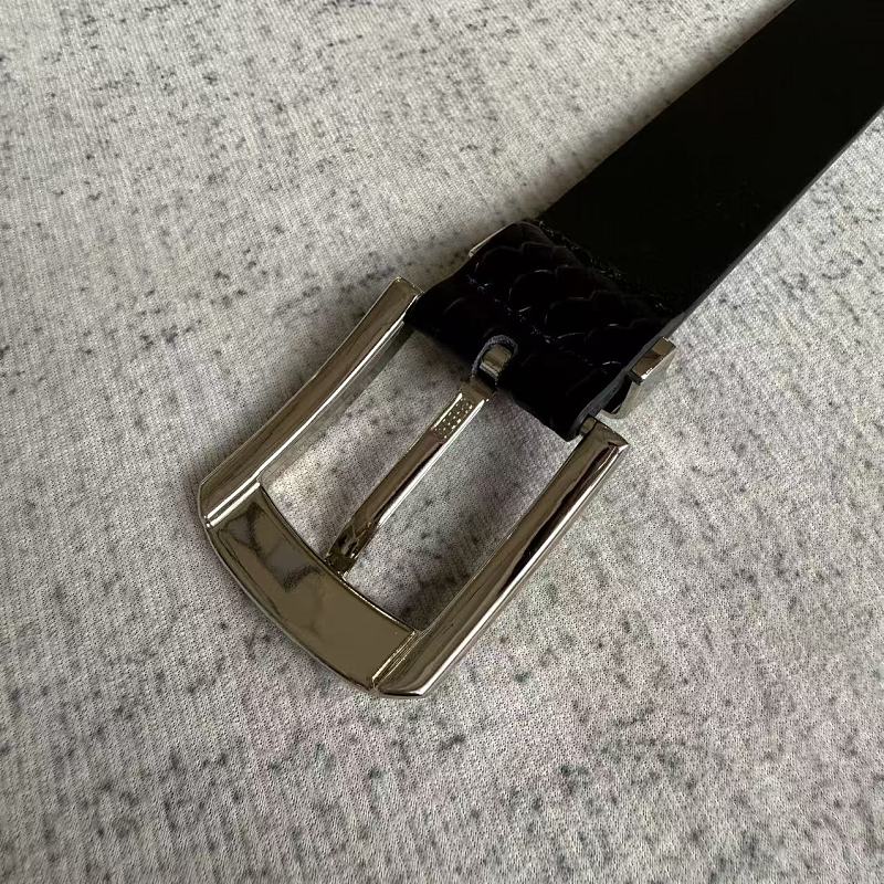 Unknown Brand Snakeskin-Embossed Belt - Black