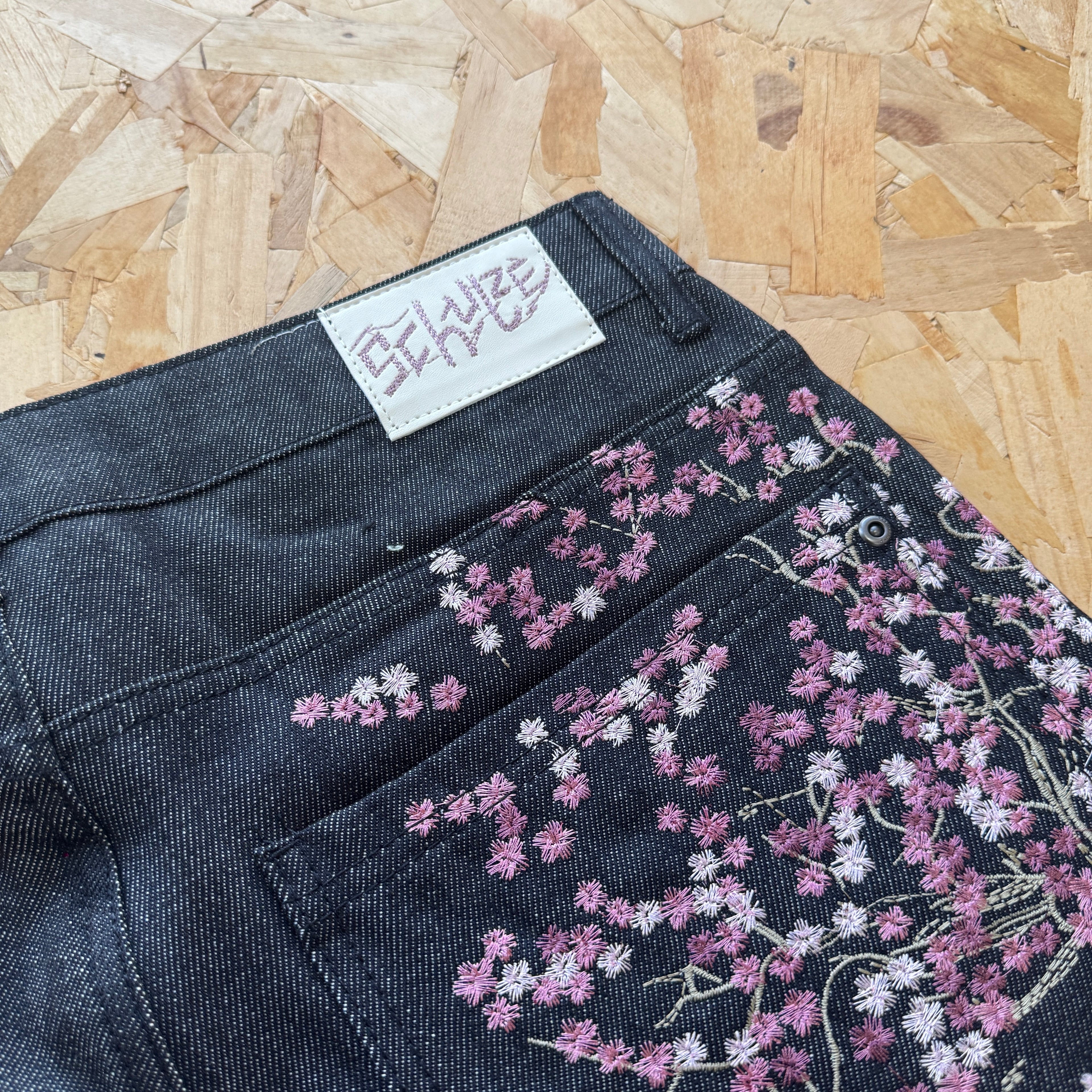 Derschutze Blossom Selvedge Shorts - Dark Denim
