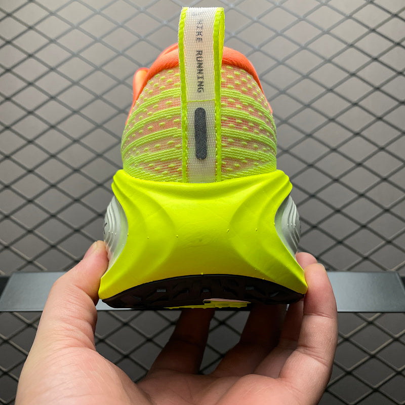 Nike ZoomX Morpho - Coral/Volt