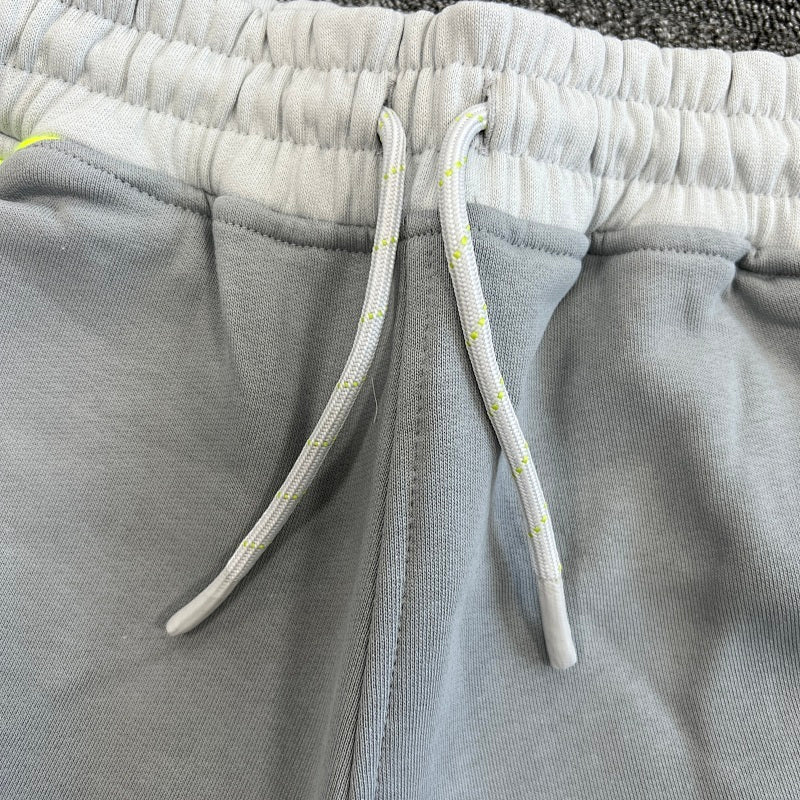 Syna-World Shorts - LightGrey