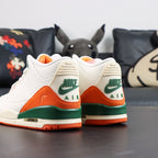 Nike Air Jordan 3 Retro - Lucky Green/Orange