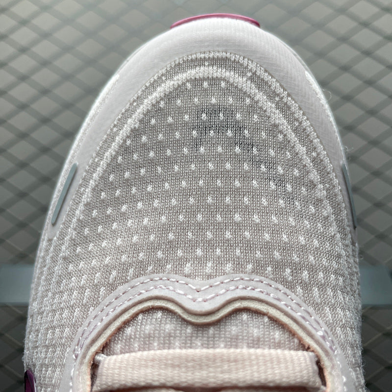 Nike ZoomX Morpho - White/Mauve-Pink