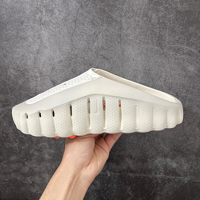 Nike Air Mule - Sail/Orange