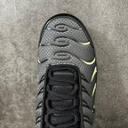 Nike Air Max Plus - Black/Luminous Green