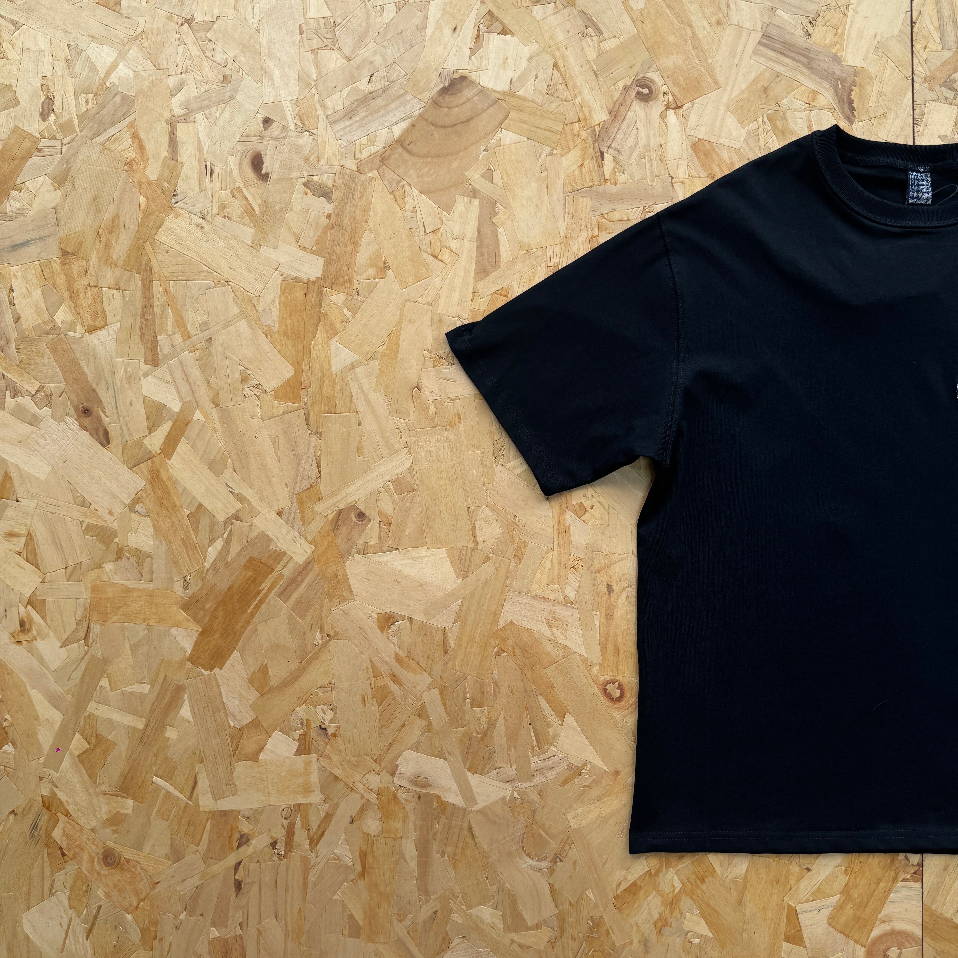 Derschutze Gallery T-Shirt - Black